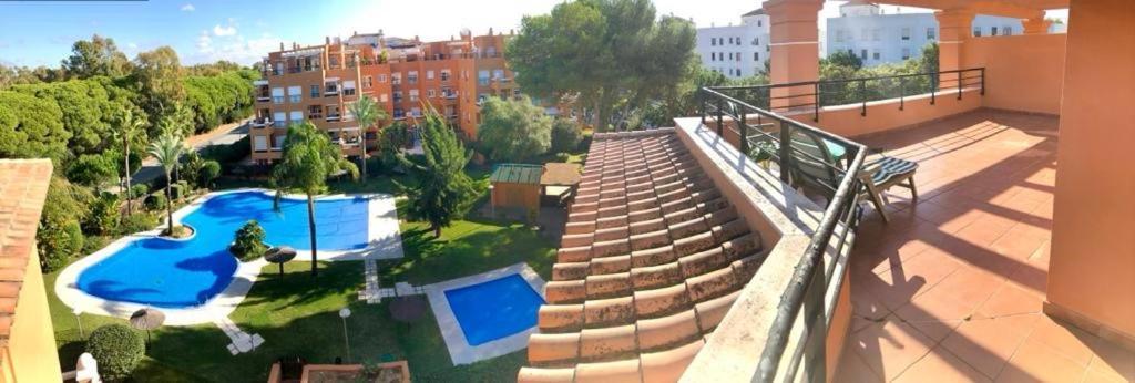Gatu Premium Atico Sotavento Playa, Parking, Terraza, Piscinas, Wifi Y Aire Acc , " Preferente Mayores De 25 Anos Y Familias " Ел Пуерто де Санта Мария Екстериор снимка