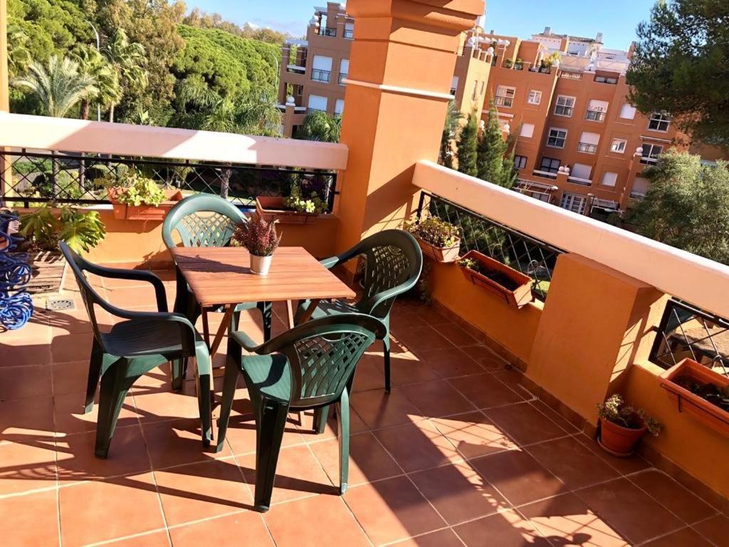 Gatu Premium Atico Sotavento Playa, Parking, Terraza, Piscinas, Wifi Y Aire Acc , " Preferente Mayores De 25 Anos Y Familias " Ел Пуерто де Санта Мария Екстериор снимка